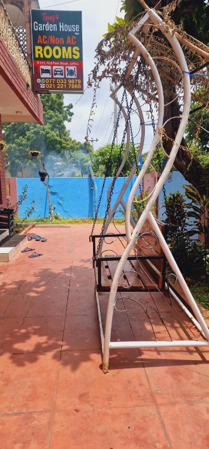 Tony'S Garden House Back Packers Inn Jaffna Extérieur photo