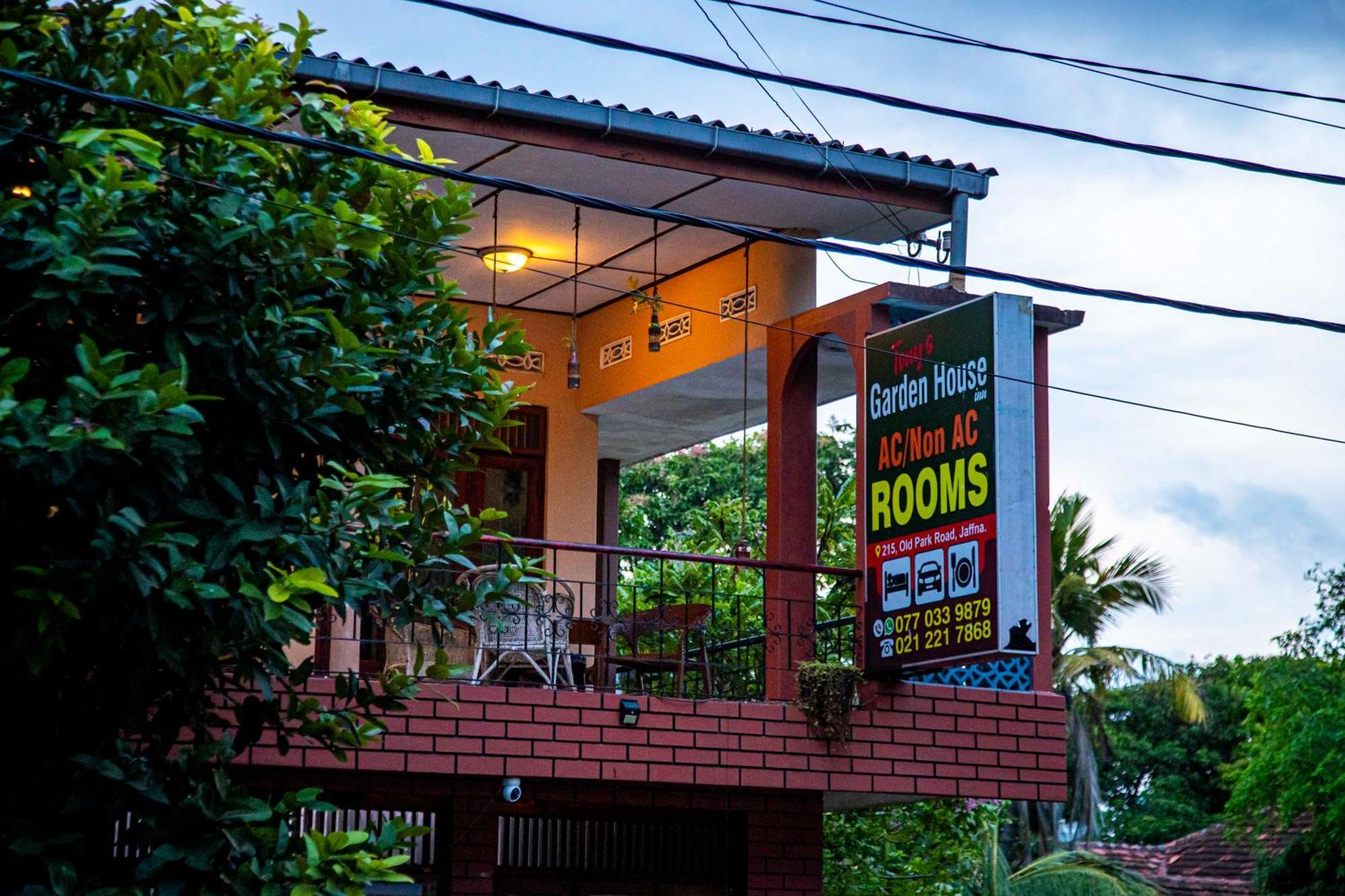 Tony'S Garden House Back Packers Inn Jaffna Extérieur photo