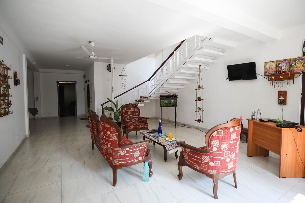 Tony'S Garden House Back Packers Inn Jaffna Extérieur photo